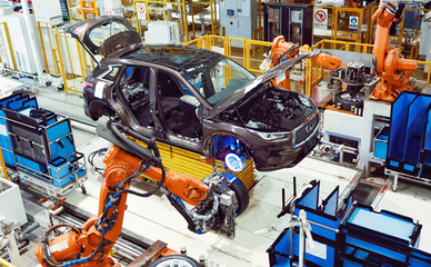 東風(fēng)英菲尼迪 以“奮進(jìn)之年”為號(hào)角，多維戰(zhàn)略布局釋放潛能，驅(qū)動(dòng)未來(lái)汽車銷售新篇章